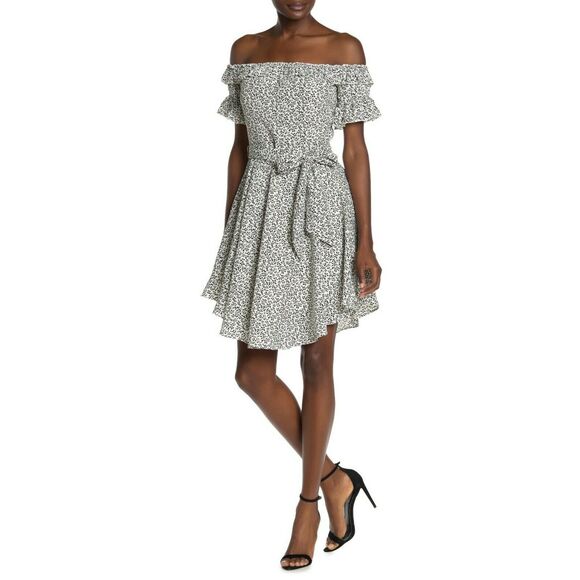 TULAROSA Ciao Bella off the shoulder ruffle tie waist dress black white Sz M NEW - Picture 6 of 6